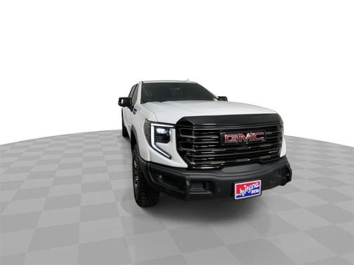 2025 GMC Sierra 1500 AT4X