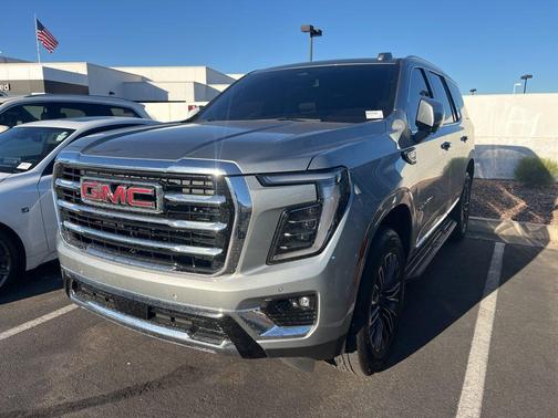2025 GMC Yukon Elevation