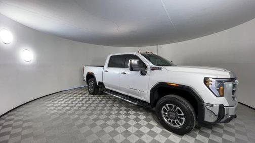 2025 GMC Sierra 2500 SLT