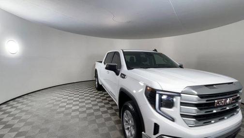 2024 GMC Sierra 1500 SLE