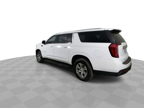 2024 GMC Yukon XL SLE