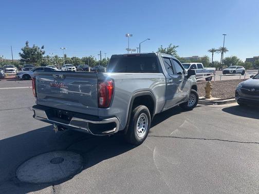 2025 GMC Sierra 1500 Pro