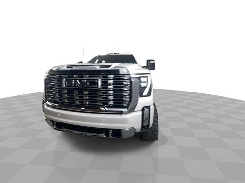 2024 GMC Sierra 2500 Denali