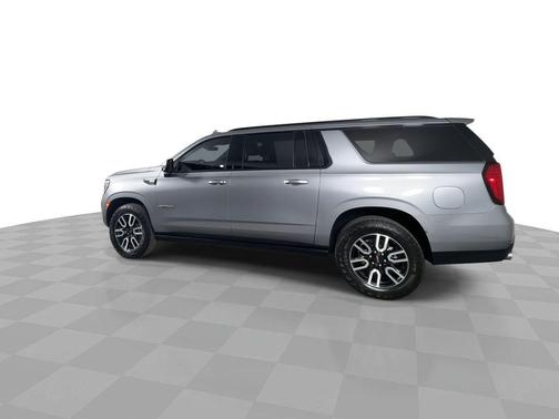 2024 GMC Yukon XL AT4