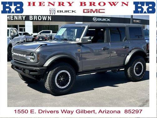 2023 Ford Bronco Base