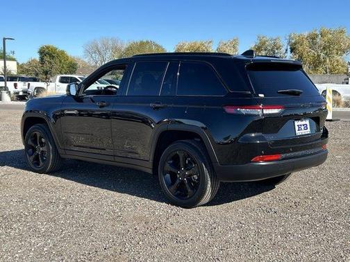 2023 Jeep Grand Cherokee Altitude