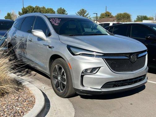 2022 Buick Enclave Essence