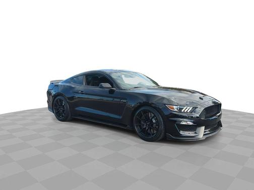 2016 Ford Shelby GT350 Base