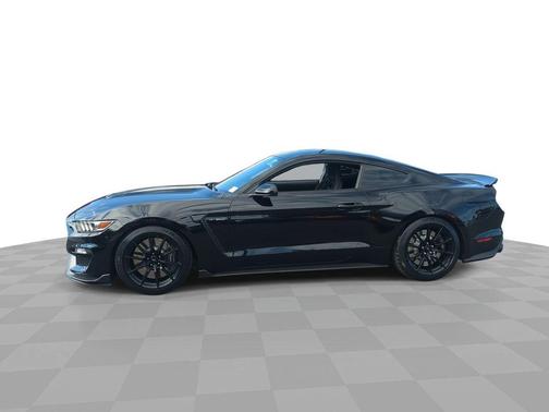 2016 Ford Shelby GT350 Base