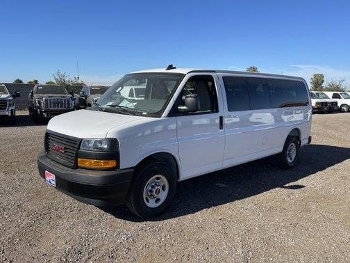 2025 GMC Savana 3500 LS