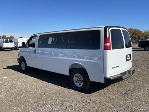 2025 GMC Savana 3500 LS