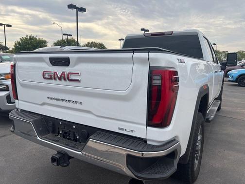 2025 GMC Sierra 2500 SLT