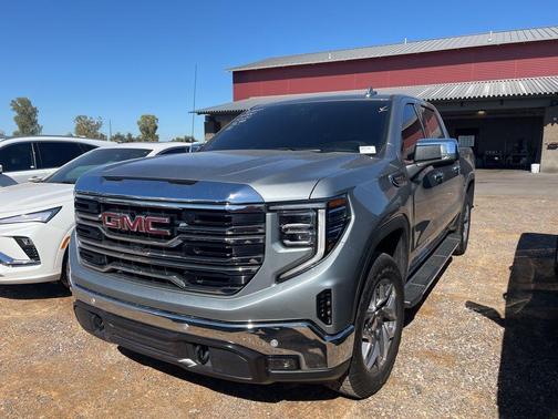 2025 GMC Sierra 1500 SLT