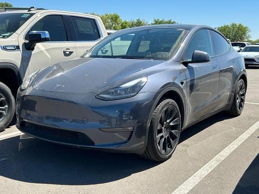 2023 Tesla Model Y Base