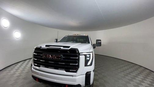 2025 GMC Sierra 2500 AT4