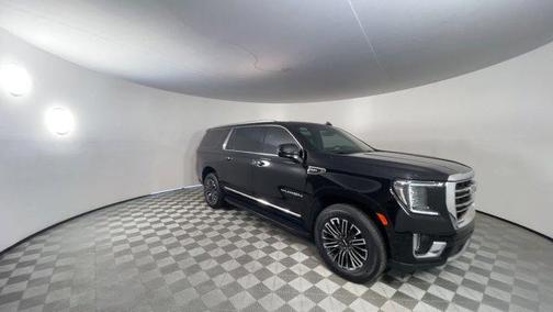 2022 GMC Yukon XL SLT