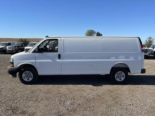 2025 GMC Savana 2500 Work Van