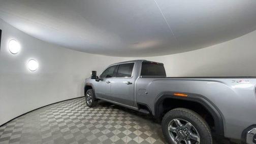2025 GMC Sierra 2500 SLT
