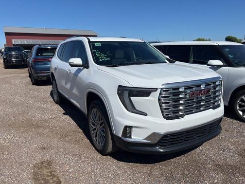 2025 GMC Acadia Denali