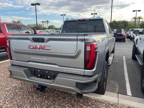 2025 GMC Sierra 3500 Denali