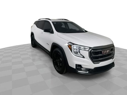 2024 GMC Terrain AT4