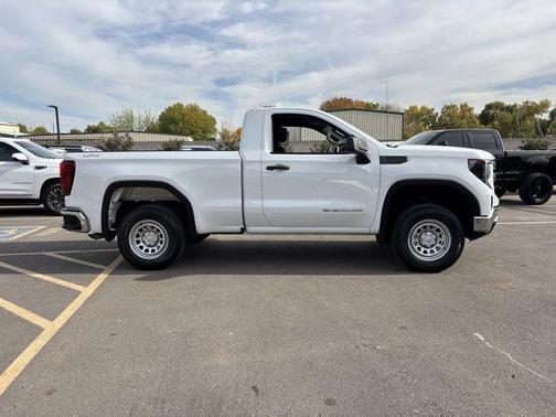 2024 GMC Sierra 1500 Pro
