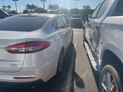 2020 Ford Fusion SEL