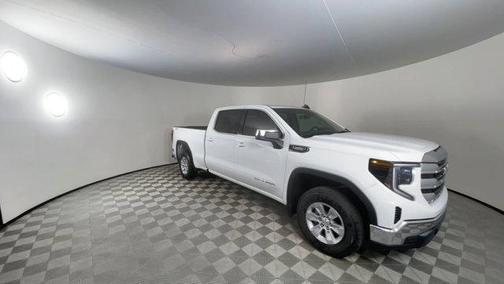 2025 GMC Sierra 1500 SLE