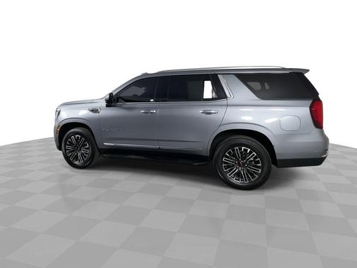 2025 GMC Yukon Elevation