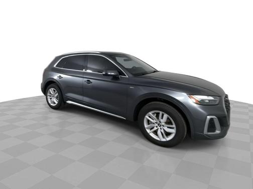 2022 Audi Q5 45 S line quattro Premium