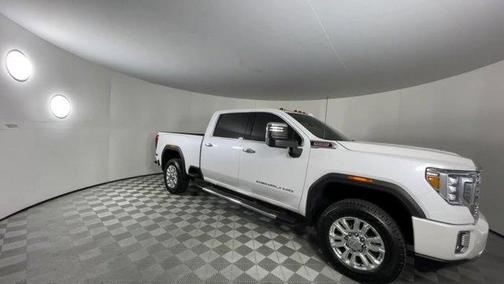 White Frost Tri-Coat 2021 GMC Sierra 2500 Denali