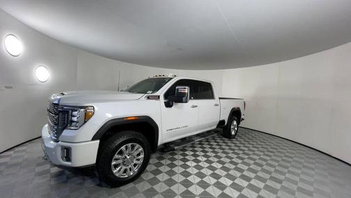 White Frost Tri-Coat 2021 GMC Sierra 2500 Denali