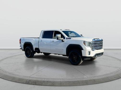 White Frost Tri-Coat 2021 GMC Sierra 2500 Denali
