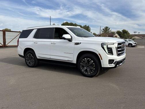 2025 GMC Yukon Elevation