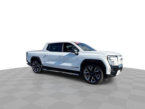 2025 GMC Sierra EV Denali