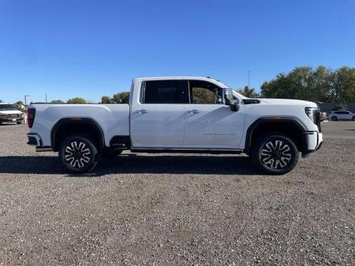 2026 GMC Sierra 3500 Denali Ultimate