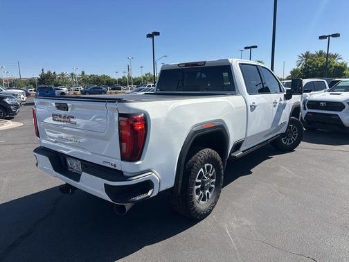 2022 GMC Sierra 2500 AT4