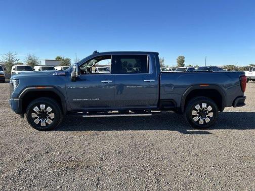 2025 GMC Sierra 2500 Denali