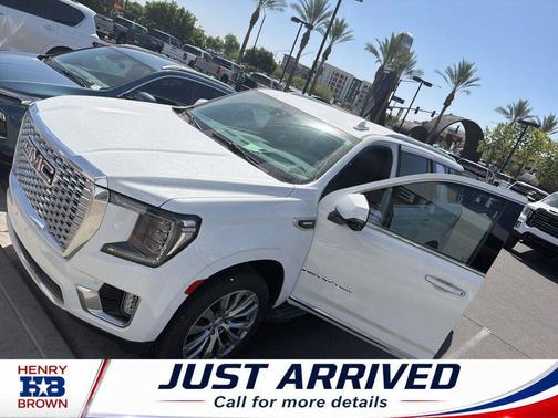 Summit White 2023 GMC Yukon Denali