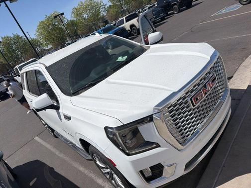 Summit White 2023 GMC Yukon Denali