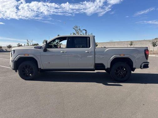 2026 GMC Sierra 3500 AT4