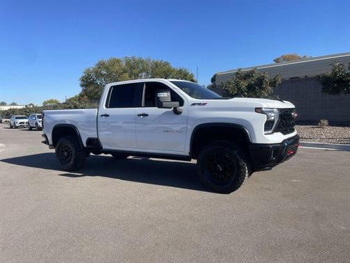 2025 Chevrolet Silverado 2500 ZR2