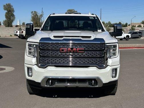 White Frost Tri-Coat 2023 GMC Sierra 2500 Denali