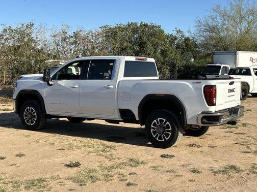 Summit White 2026 GMC Sierra 2500 SLE