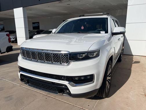 2022 Jeep Grand Wagoneer Series III