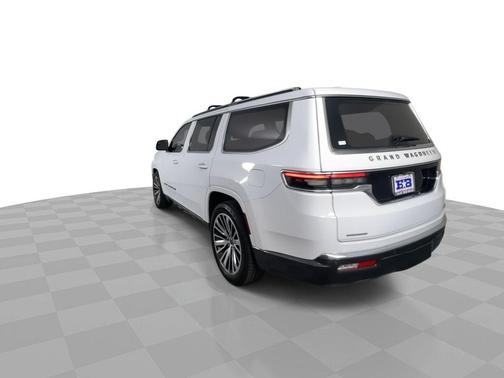 2022 Jeep Grand Wagoneer Series III