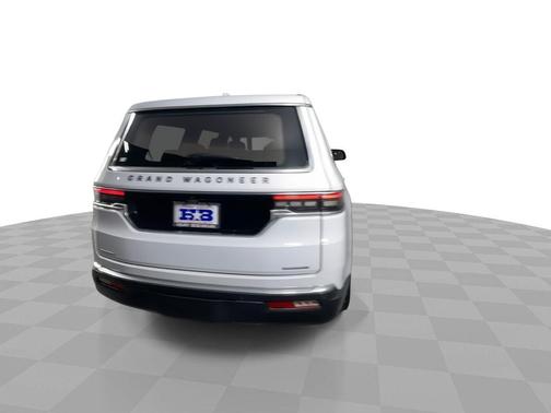 2022 Jeep Grand Wagoneer Series III