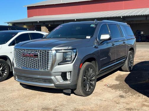 2022 GMC Yukon XL Denali