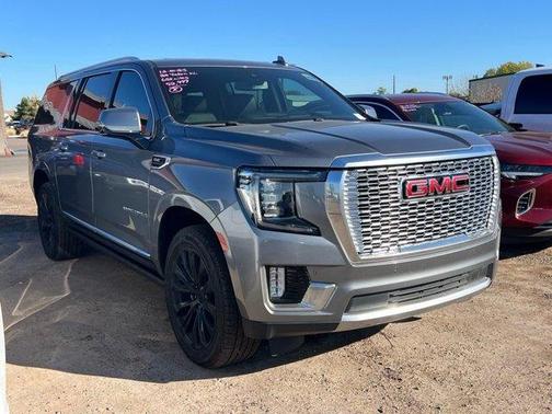 2022 GMC Yukon XL Denali