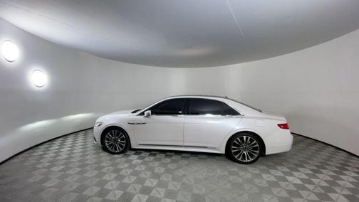 2017 Lincoln Continental Reserve